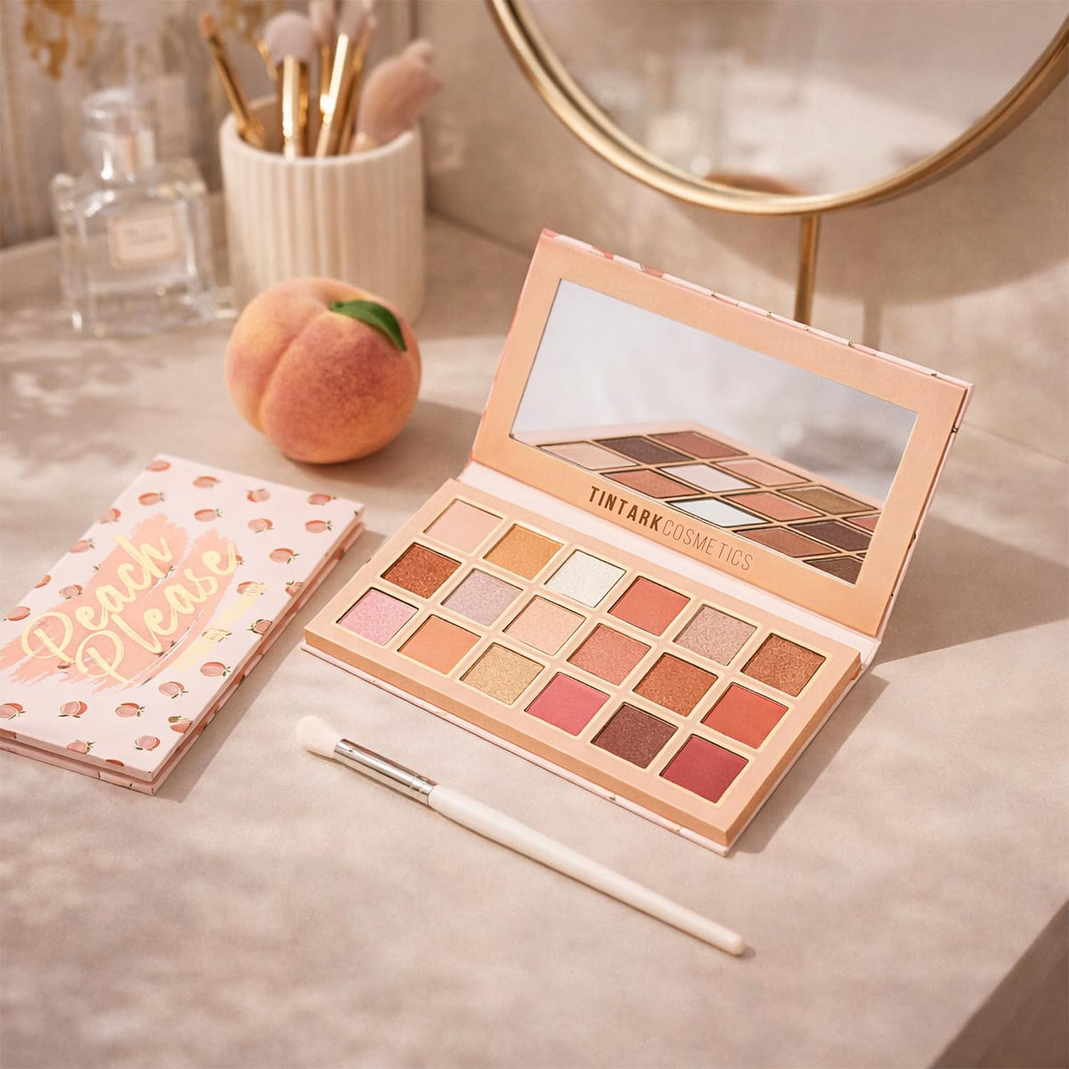 18-Shade Eyeshadow Palette L4019