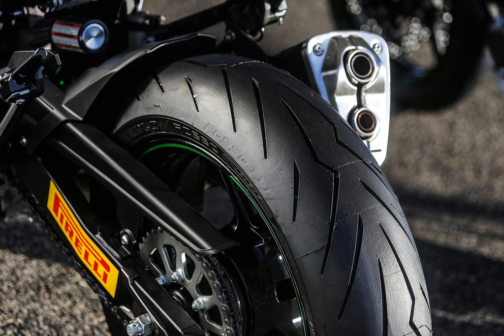 240/45-17 82W Rear Motorcycle Tire T774355